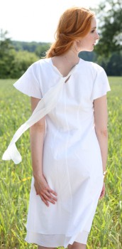 02-763 2-lagiges schlichtes Kleid im schrägen Fadenlauf